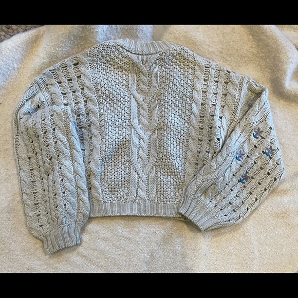 Brand new cropped cardigan sweater - Picture 4 of 8